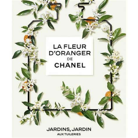 La mythique Fleur d'Oranger de Chanel en exposition.